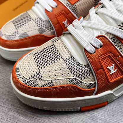 LOUIS VUITTON TRAINER 54