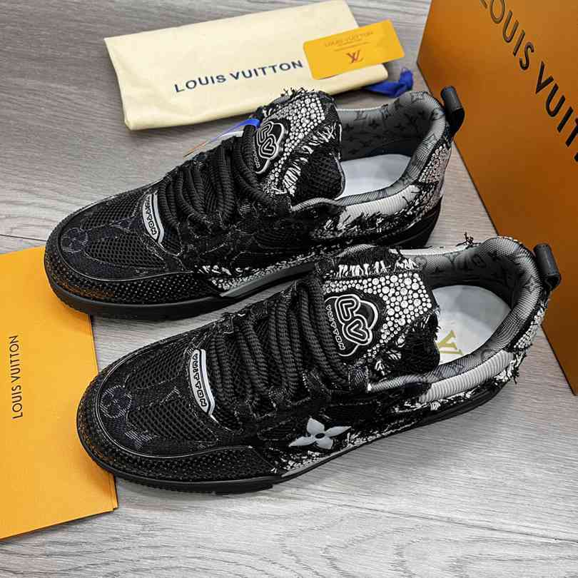 LOUIS VUITTON TRAINER 54
