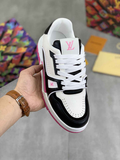 LOUIS VUITTON TRAINER 54
