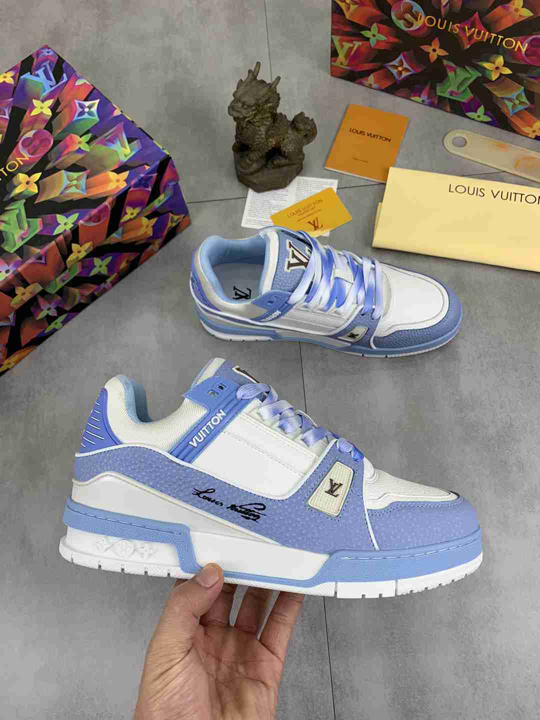 LOUIS VUITTON TRAINER