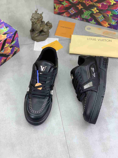 LOUIS VUITTON TRAINER 54