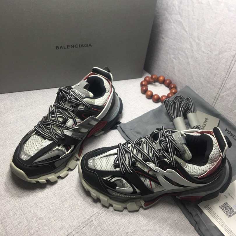 BALENCIAGA TRACK 3.0 x GRIS NOIRE