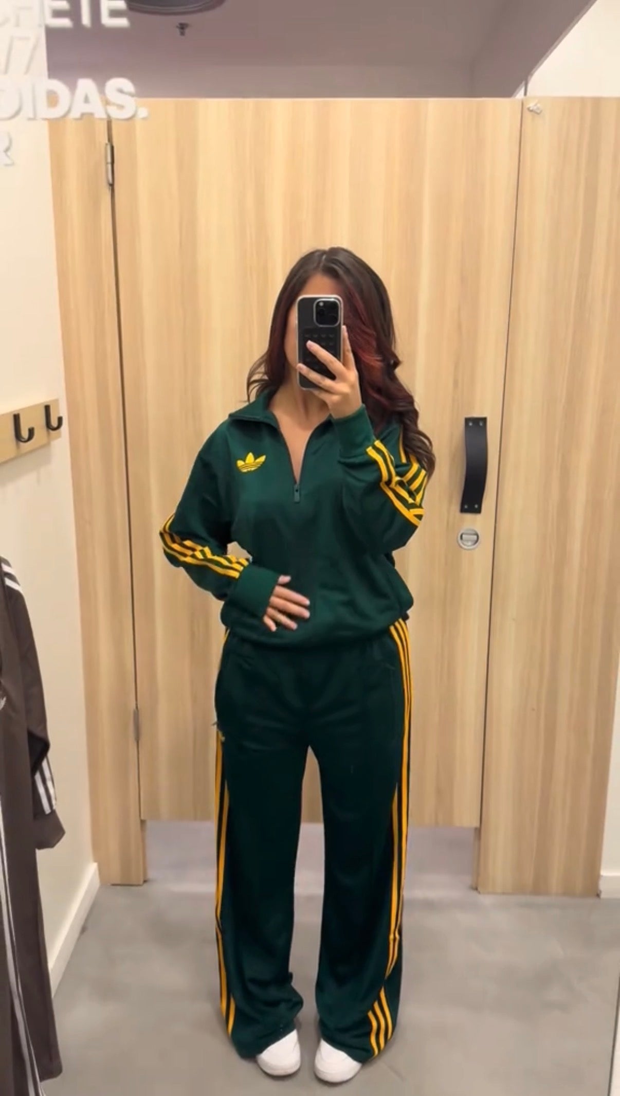 Selected Variant Image