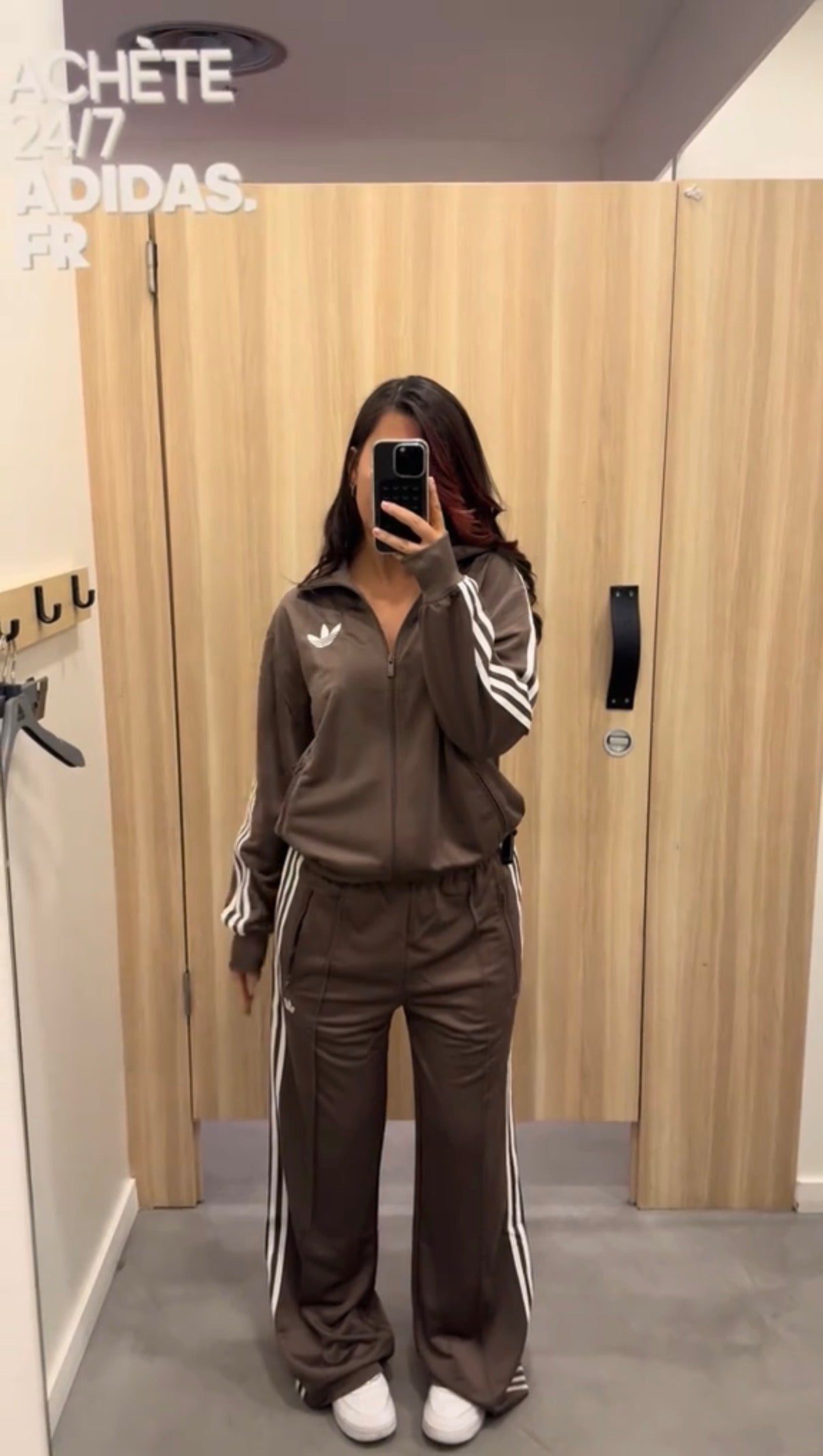 Selected Variant Image