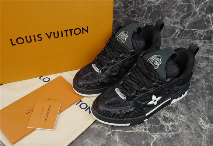 LOUIS VUITTON SKATE SNEAKER NOIR ET BLANC