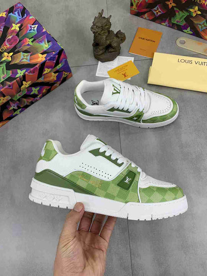 LOUIS VUITTON TRAINER 54