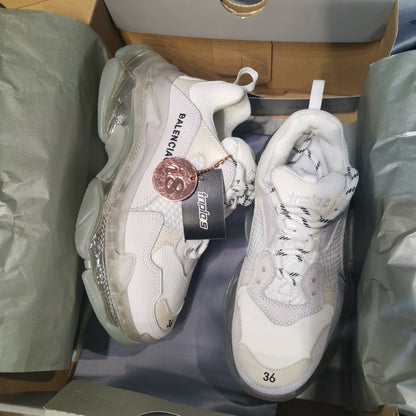 BALENCIAGA TRIPLE S x BLANC BEIGE