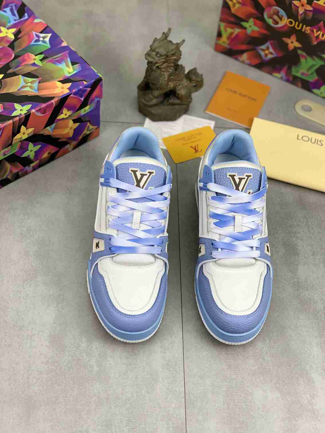 LOUIS VUITTON TRAINER